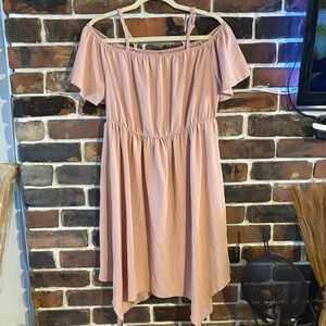 Chic Asymmetrical Off-Shoulder Dress in Blush Pink